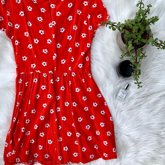 2/$10 Floral Gap Dress - Picture 4 of 4